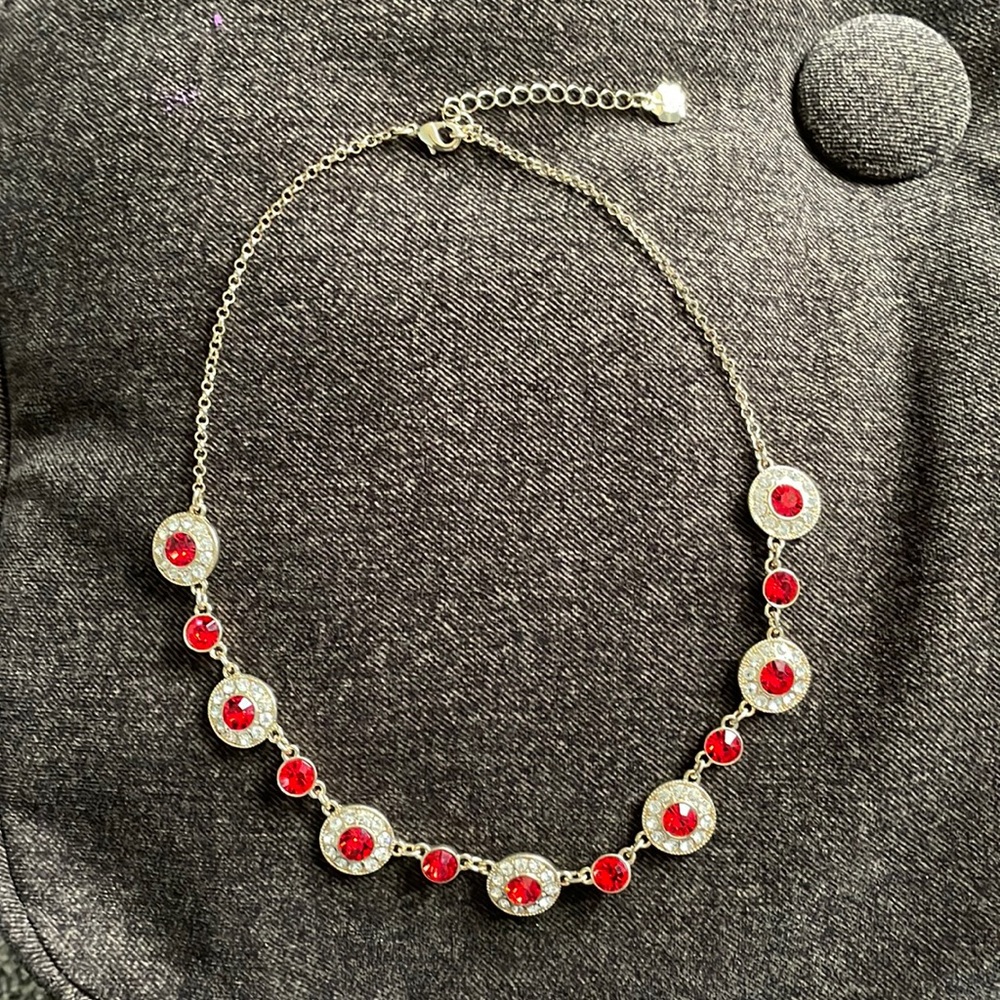 LAST CHANCE! 🎈Gold Chain Necklace with Red and White Crystal Detail